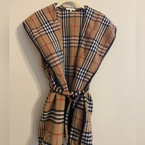 Axis Brand. Size Medium. Open Front Belted Vest Jacket